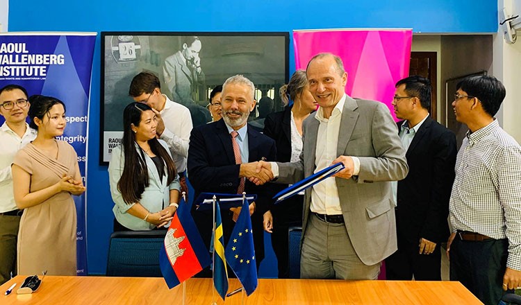 The Raoul Wallenberg Institute of Human Rights and Humanitarian Law donates money to fund human rights education in Cambodia